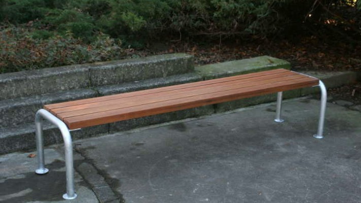Klop Basic brez naslona