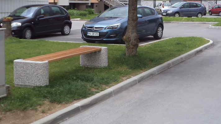 Klop Urbano brez naslona