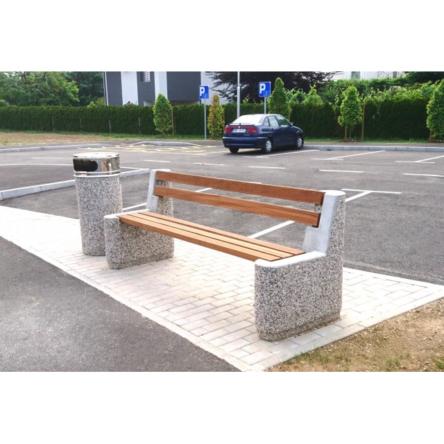 Klop Urbano z naslonom