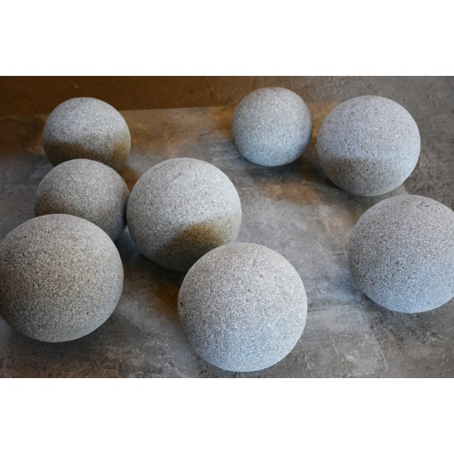 Betonska krogla 25 cm